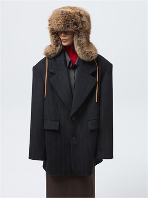 {{photo.Alt || photo.Description || 'Пальто мужское в полоску &quot;Брежнев&quot;'}}