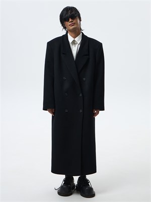 {{photo.Alt || photo.Description || 'Пальто мужское Достоевский'}}