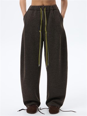 {{photo.Alt || photo.Description || 'Брюки тёплые «подкова»'}}