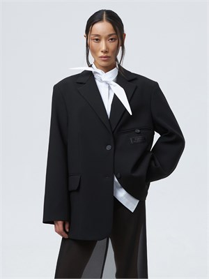 {{photo.Alt || photo.Description || 'Жакет деконструкция'}}