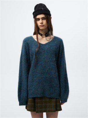 {{photo.Alt || photo.Description || 'Пуловер из шерсти мериноса с мохером'}}